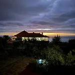Victoria Tiny Stone House * Ponta do Pargo