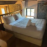 Victoria Tiny Stone House 롯지 폰타 두 파르구