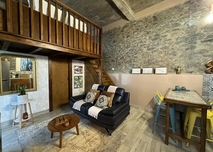 Victoria Tiny Stone House