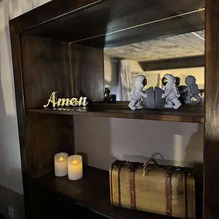 Jaktstuga Victoria Tiny Stone House *