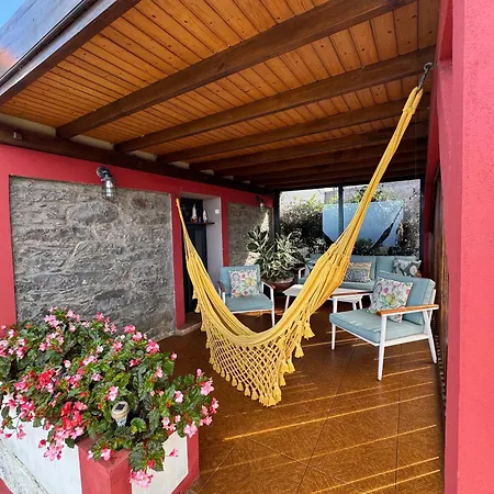 Victoria Tiny Stone House Jaktstuga