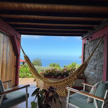 Victoria Tiny Stone House Domek letniskowy