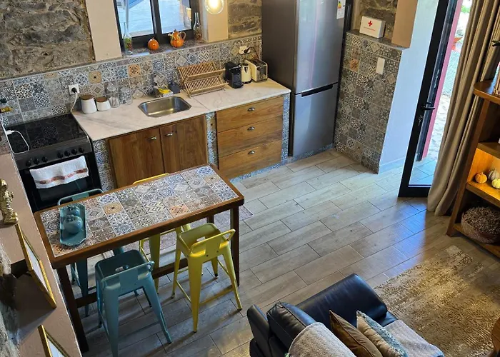 Lodge Victoria Tiny Stone House Ponta do Pargo