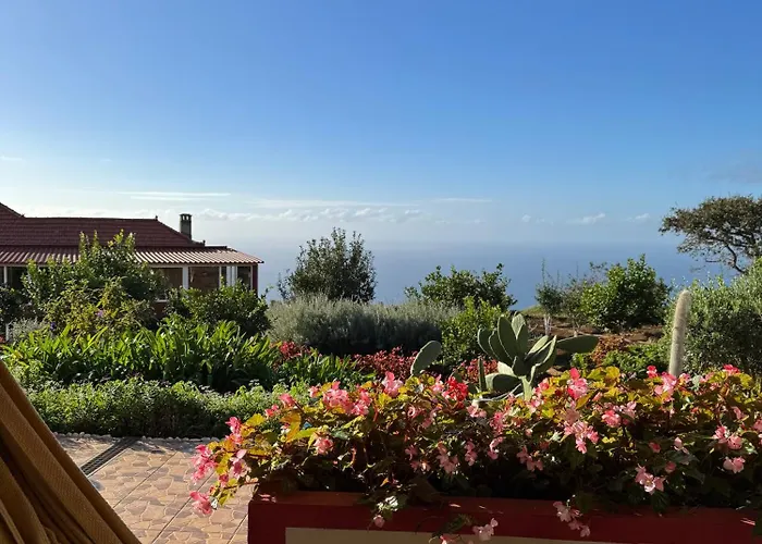 Lodge Victoria Tiny Stone House Ponta do Pargo